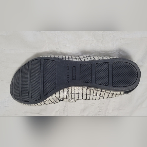 Cole Haan ladies ballet flats 8.5 - Picture 2 of 5